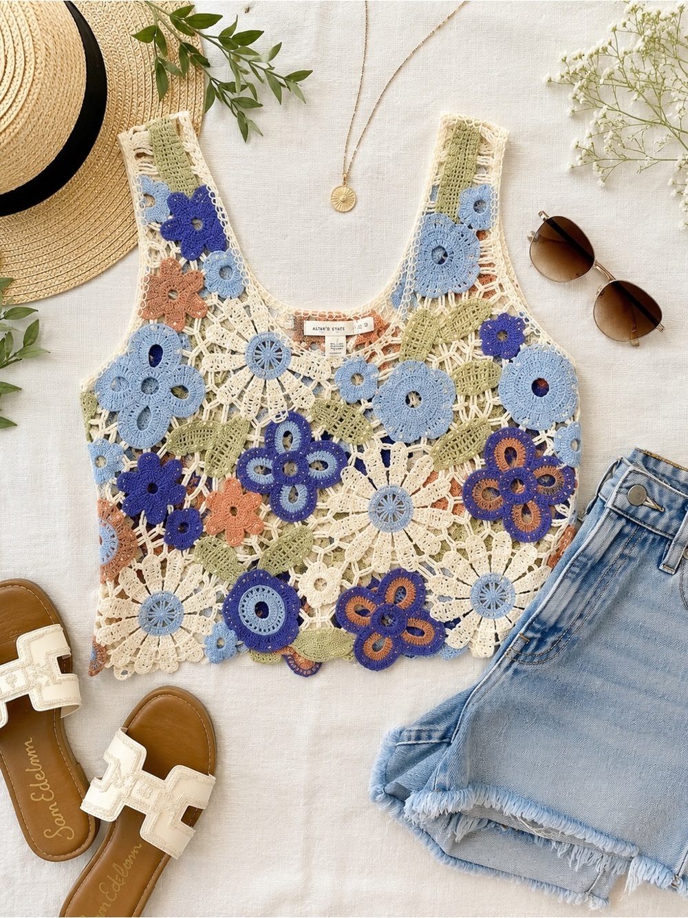 NWT Altar’d State Crochet Floral Tank Top - Multicolor - Picture 7 of 7